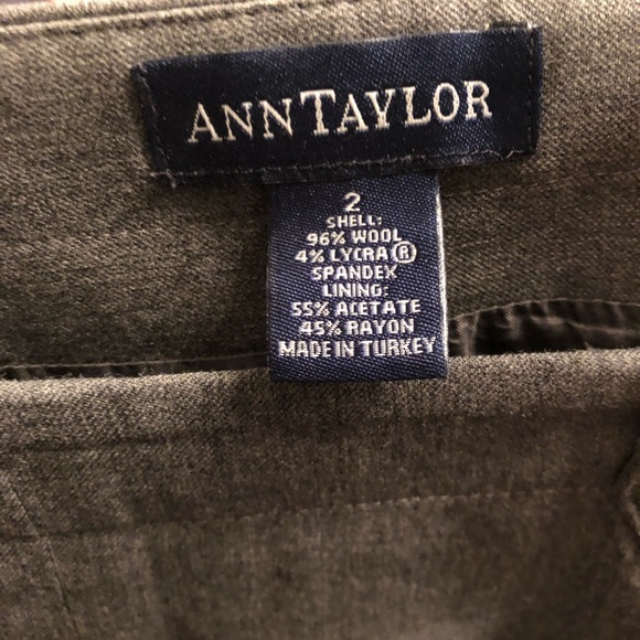 Ann Taylor size 2 straight leg pants grey - Picture 3 of 3
